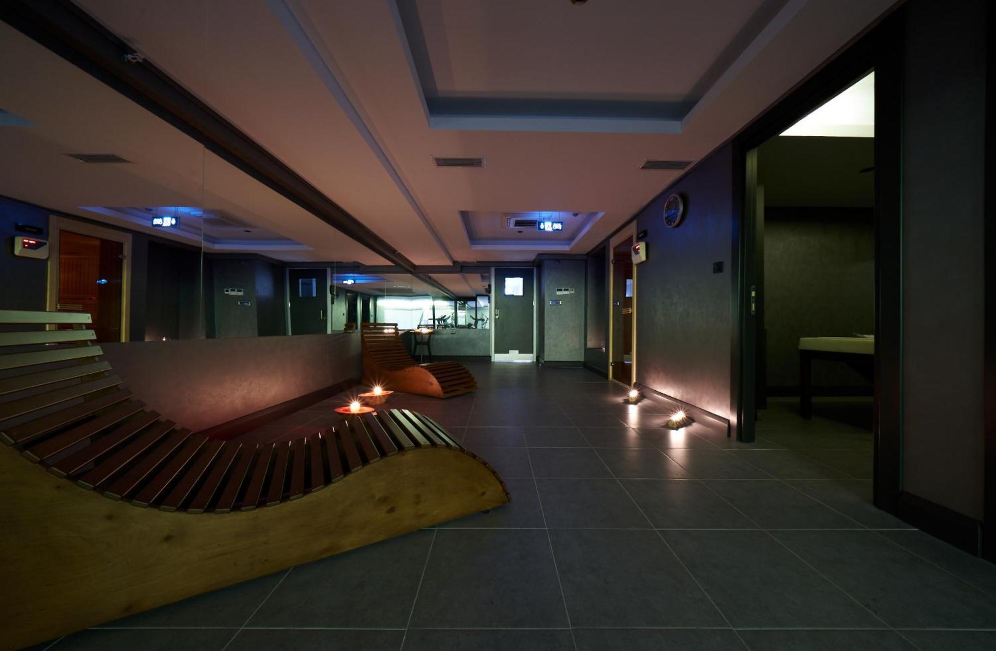Nova Vista Deluxe & Suites A Member Of Radisson Individuals Eskisehir Exterior photo