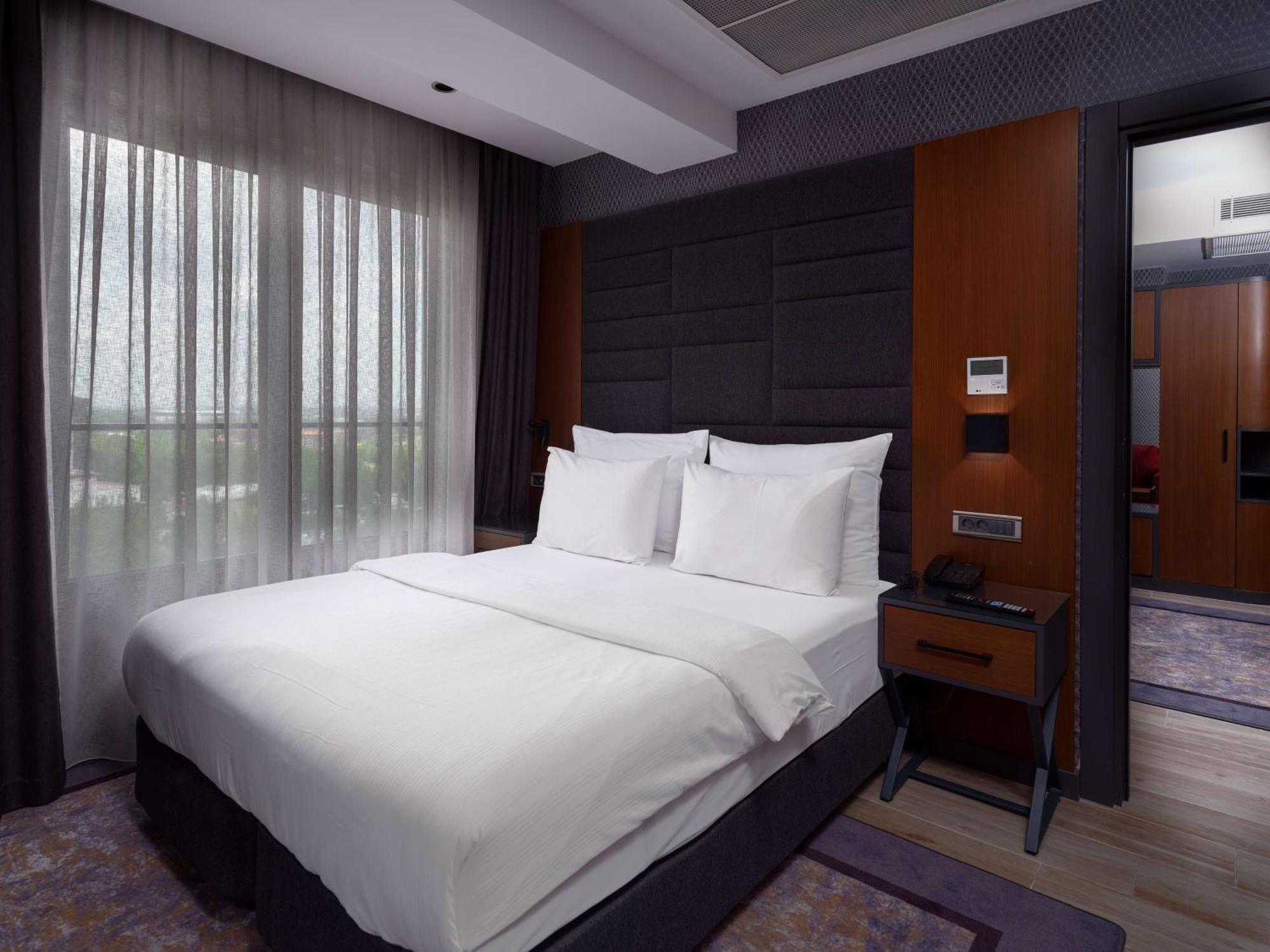 Nova Vista Deluxe & Suites A Member Of Radisson Individuals Eskisehir Exterior photo